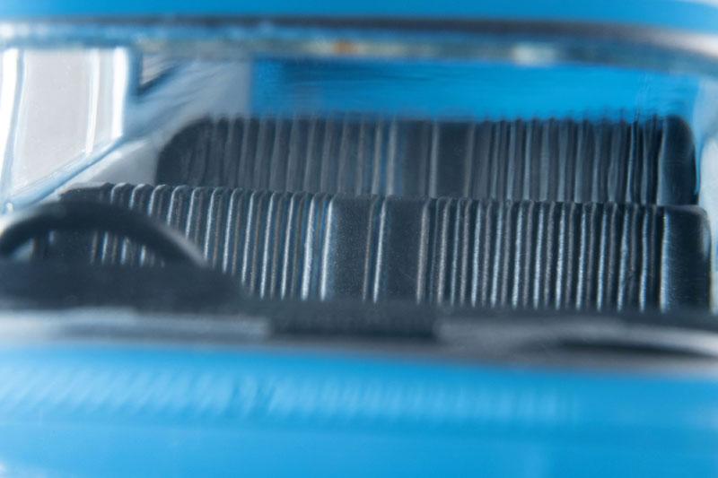 豐田 Masterline Light Van (JAF) 66年式車內部細節,淺藍色模型車。