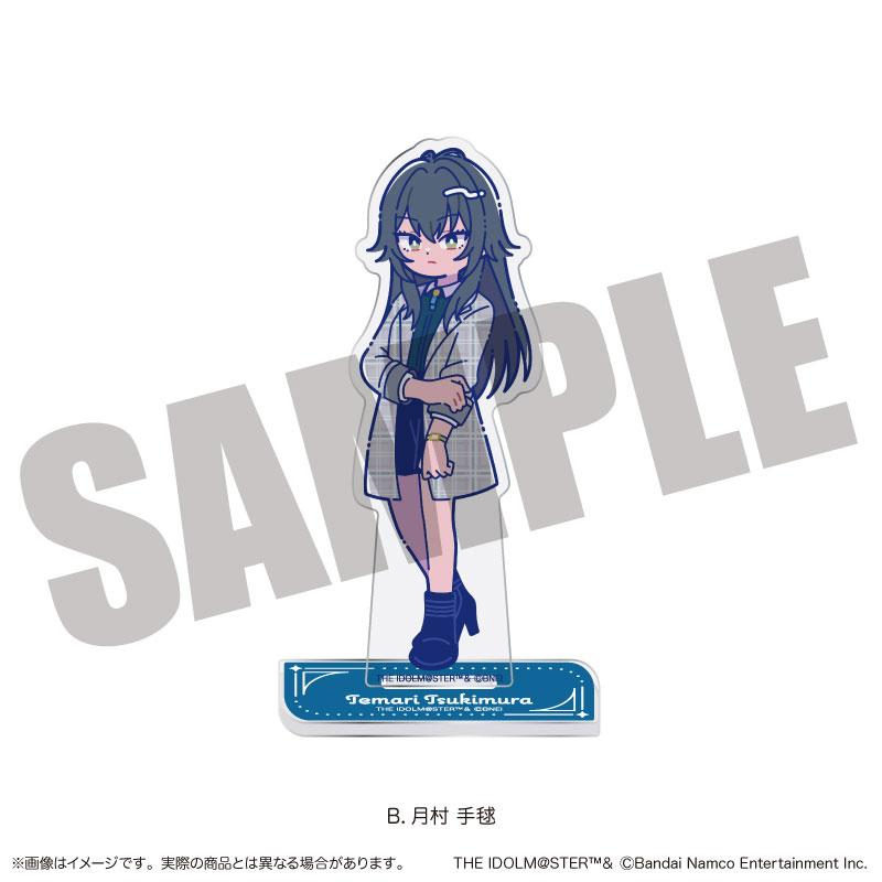 「學園偶像大師」月村手毬立牌,穿著格子外套,姿態可愛。