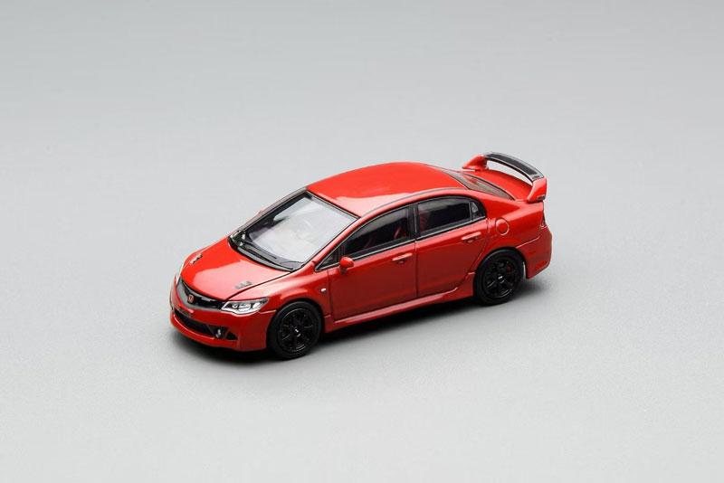 1/64 本田 Civic (FD2) 無限 RR 紅色模型車,細節精緻。