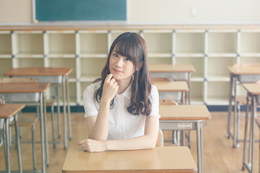 櫻島麻衣的魅力之聲：聲優瀨戶麻沙美的精湛演繹