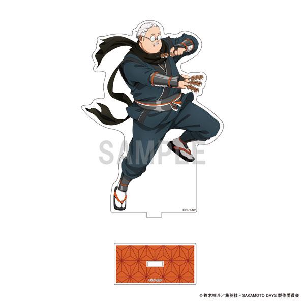 [預訂] 坂本日常立牌，坂本太郎A忍ver，手持武器跳躍的造型。