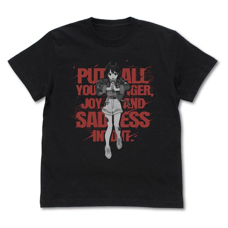 黑T恤，印有井芹仁菜手持麥克風的圖案，以及紅色文字“Put all your joy and sadness in it”。