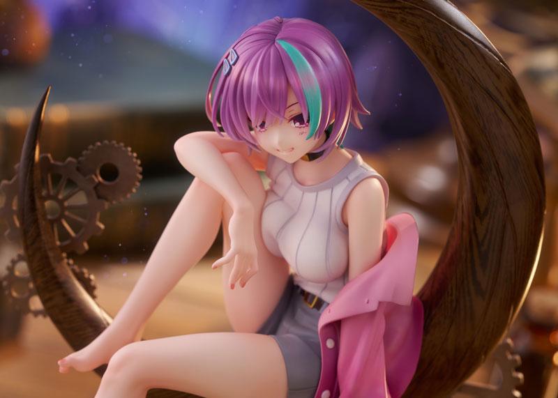 [預訂](限定版)PARQUET「茨木梨乃」1/7模型，茨木梨乃坐在月亮造型的椅子上。