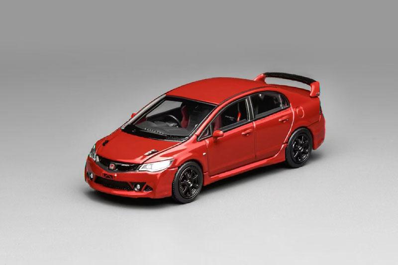 1/64 本田 Civic (FD2) 無限 RR 紅色模型車，細節精緻。