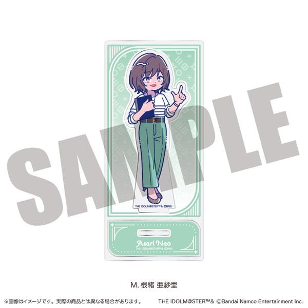 「學園偶像大師」根緒亞紗里立牌，手持書本，舉起手指的全身像。