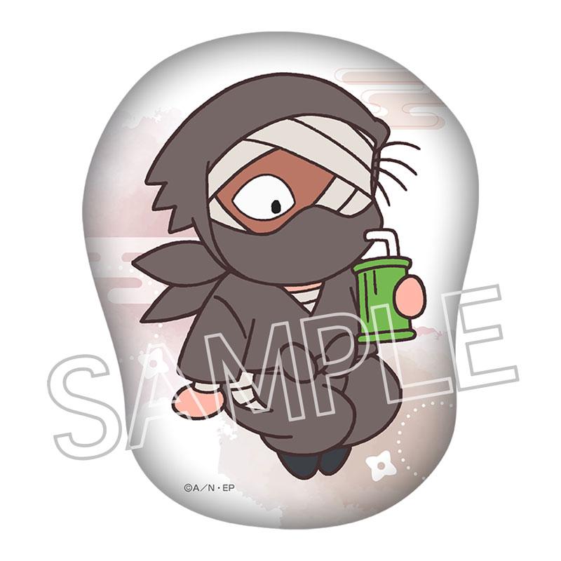 [預訂] 忍者亂太郎 雜渡昆奈門 模切靠墊，卡通忍者角色飲用飲料的設計。