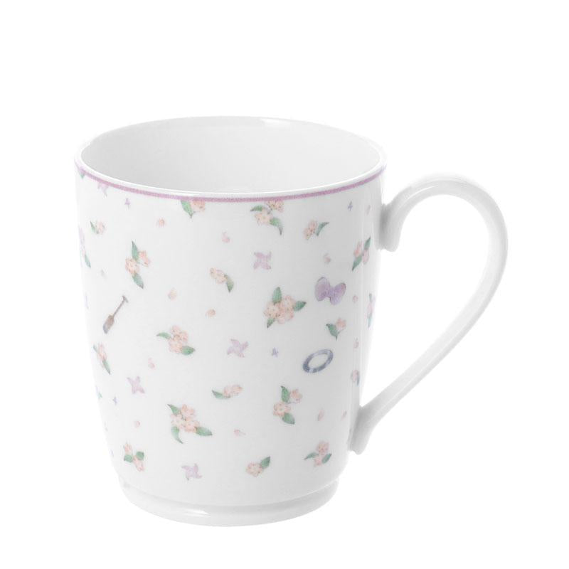[預訂] 忍者亂太郎 Noritake Collabo 四年級可愛花朵馬克杯特寫，白色底搭配粉色花朵圖案。