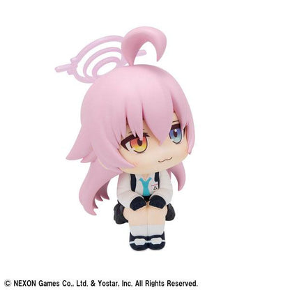 [預訂] LookUp 蔚藍檔案 星野 完成品模型，粉色頭髮角色坐姿。