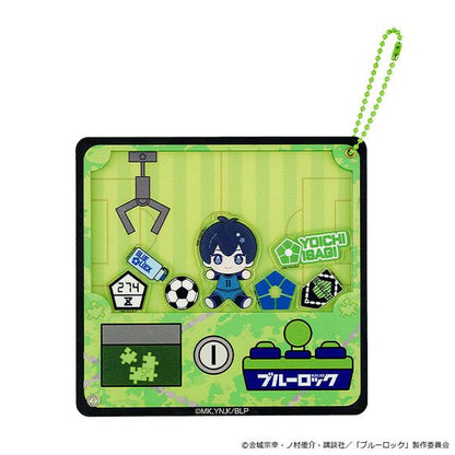 HUGGY系列夾娃娃機風鑰匙圈, 藍色監獄潔世一圖案, 足球場背景.