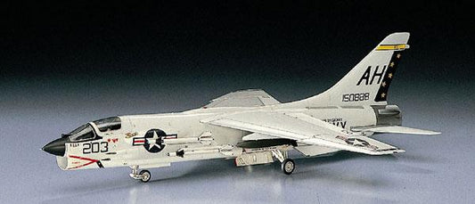 [預訂] 1/72 F-8E Crusader 模型（再售）《25年2月預約》