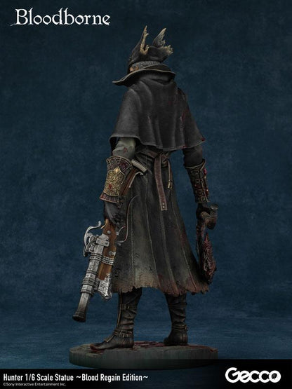 Bloodborne 獵人 1/6比例雕像 Blood Regain Edition 背影。