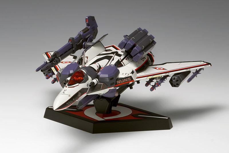 [預訂] 超時空要塞Frontier VF-171EX Armored Nightmare Plus 1/72 模型《24年9月預約》