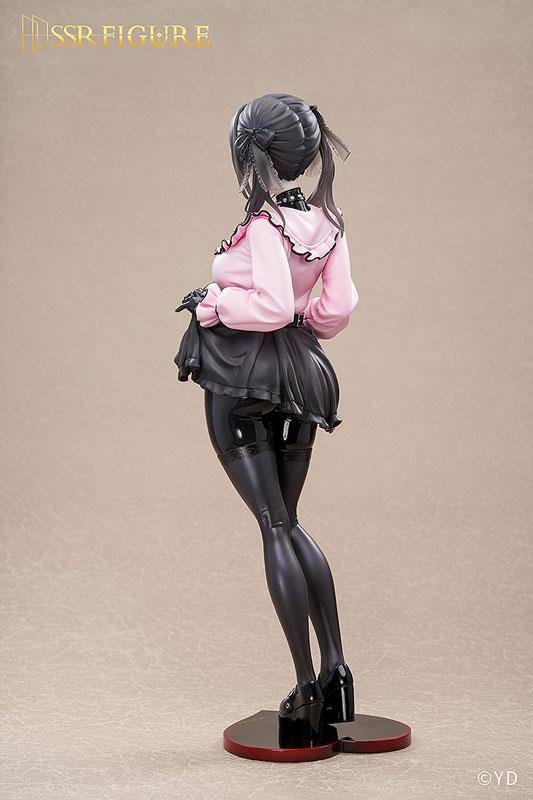 [預訂] SSR FIGURE 黑川美羽豪華版 1/6 完成品模型，粉紅色上衣黑色裙子，背部視角。
