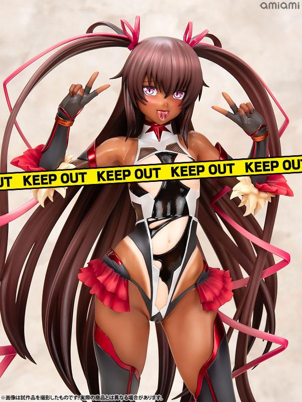 對魔忍雪風 水城雪風限定版 1/6 完成品模型，雙手比V字，警戒線裝飾。