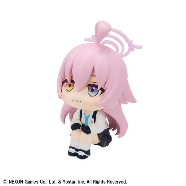 [預訂] LookUp 蔚藍檔案 星野 完成品模型，坐姿粉髮角色人偶。