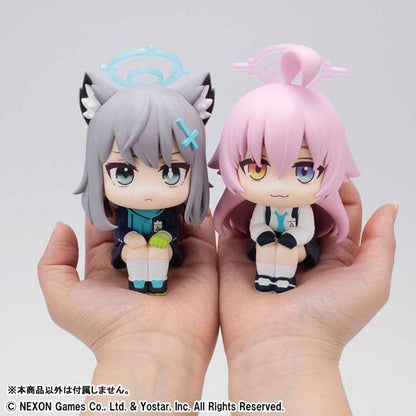 [預訂] LookUp 蔚藍檔案 星野 完成品模型，展示於手掌上。