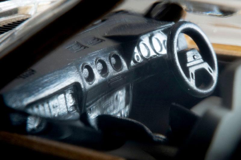 [預訂] Tomica Limited Vintage LV-N 電影明星系列 01 西部警察 超級Z 附大門圭介模型《26年2月預約》