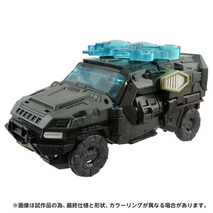 [預訂] 變形金剛 AOTP-11 煉金至尊，軍綠色裝甲車造型，配藍色組件。