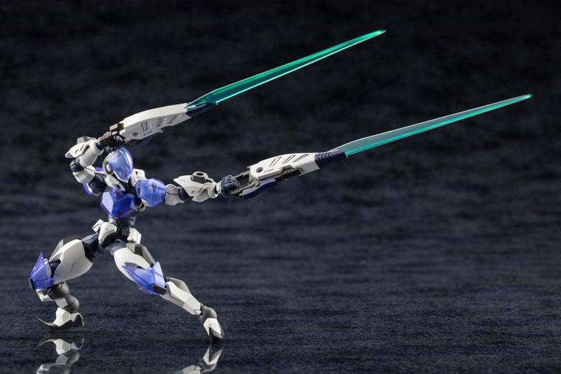 [預訂] Hexa Gear GOVERNOR EX裝甲型：主教，持雙劍擺姿勢的1/24模型套件。