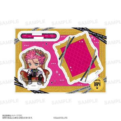 『魅力』立牌 猿川慧 玉座ver，粉色背景上可愛風格人物坐在寶座上，金色畫框裝飾。