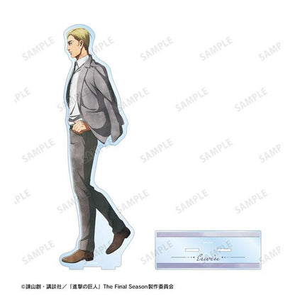 [Pre-order] Attack on Titan's newly painted Erwin's pace and watercolor style ver. Extra large stand "Pre-order for October 24"