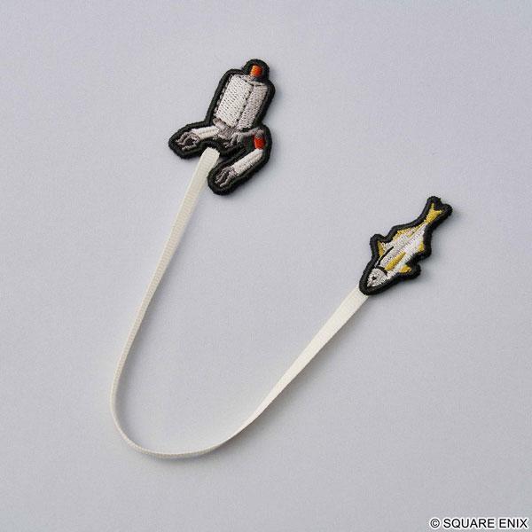 [預訂] NieR：Automata 刺繡書籤 Pod042，機器人造型與魚造型，白色書籤帶。