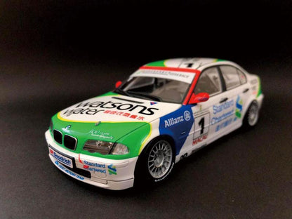 [預訂] 1/24 賽車系列 BMW 320i E46 DTCC 2001 冠軍 Watsons 水 2003 澳門 齒輪賽 貼紙附帶《24年10月預約》