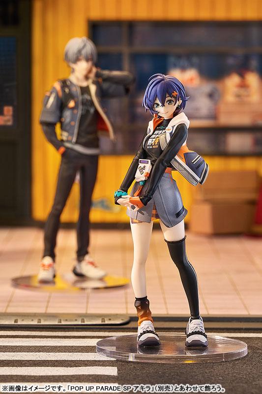 [預訂] POP UP PARADE SP 絕區零 鈴 完成品模型：鈴站立姿勢，背景為另一角色模型。