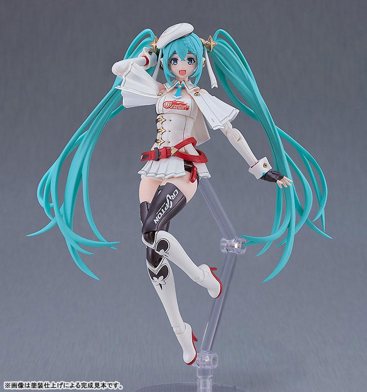 [預訂] PLAMATEA 初音未來 GT Project 賽車手未來2023Ver. 模型《25年1月預約》