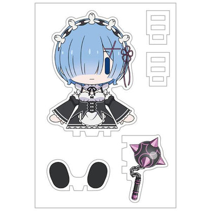 [預訂] 雷姆坐姿吉祥物組件，包含人物本體、底座與武器。