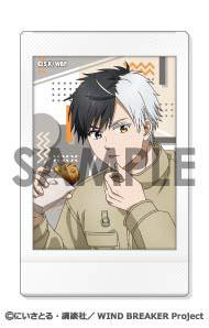 防風少年 weekend 系列盒裝，其中一個角色設計圖樣，正手持食物。