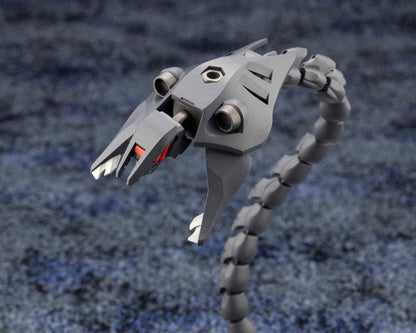 [預訂] Hexa Gear Alternative Creep Venom 1/24 組裝模型，蛇形設計，灰色的頭部及節狀身體。