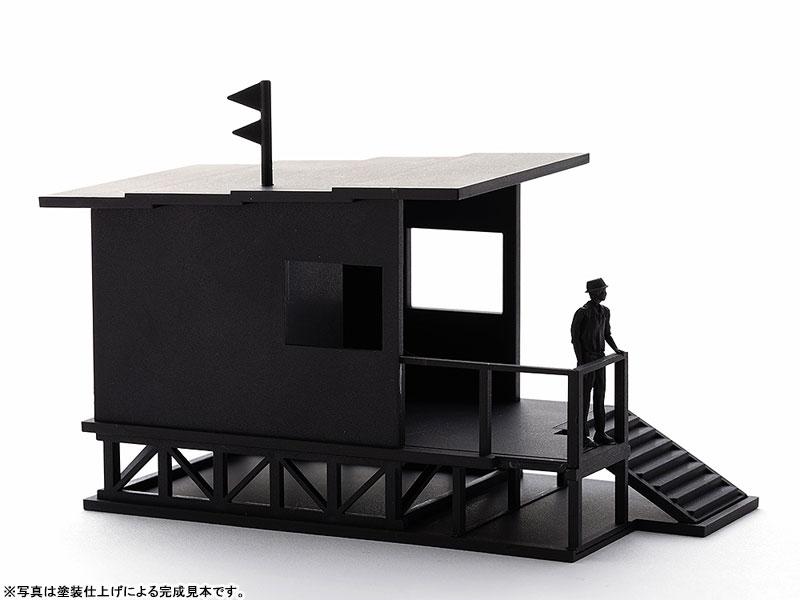 金曜Roadshow模型：黑色瞭望台，帶人偶及樓梯。