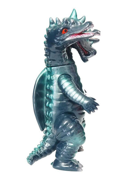 「幻之三頭龍系列」超光澤綠色金屬Ver. 三頭龍第三期模型，側面全身照。