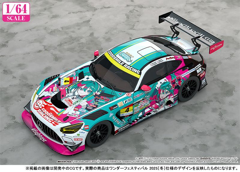 1/64 初音未來 AMG 2025 Presentation Ver. 模型車，車身有初音未來彩繪。