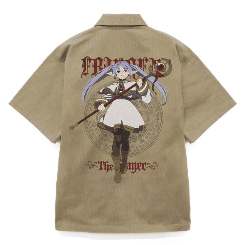 [預訂] 葬送的芙莉蓮 芙莉蓮 刺繍工作襯衫/SAND KHAKI-M《25年9月預約》