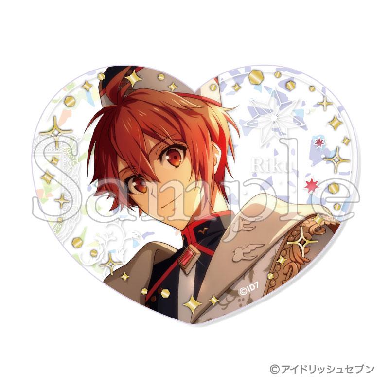 偶像星願 Pikuria Collection premium Vol.2心形徽章，角色穿著制服，背景有星星裝飾。