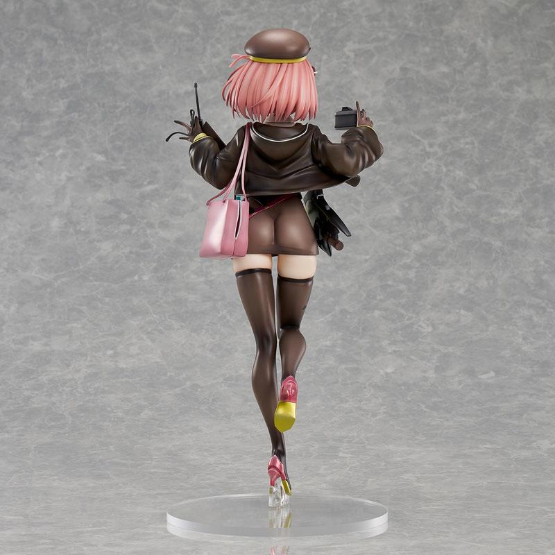 [預訂] 『少女前線雲圖計劃』薇洛兒 完成品模型，後視圖，手持相機，粉色包包。