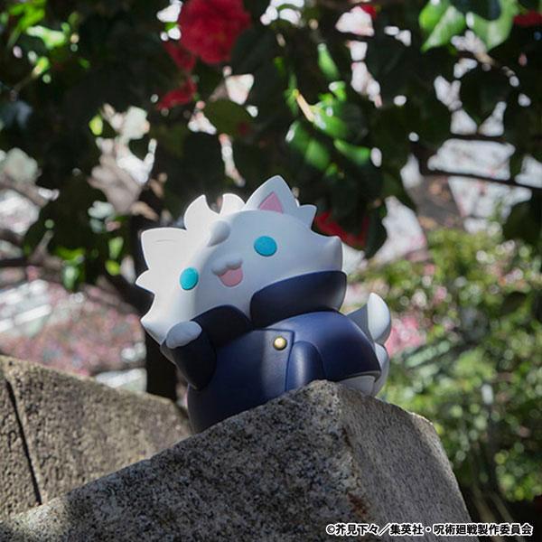 MEGA CAT PROJECT 五條悟 喵與大隻咒術貓咪軟膠模型特寫。