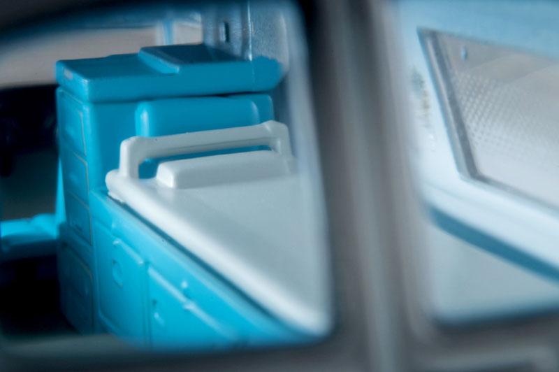 [預訂] Tomica Limited Vintage LV-216a 豐田救護車 FS55V型《25年12月預約》