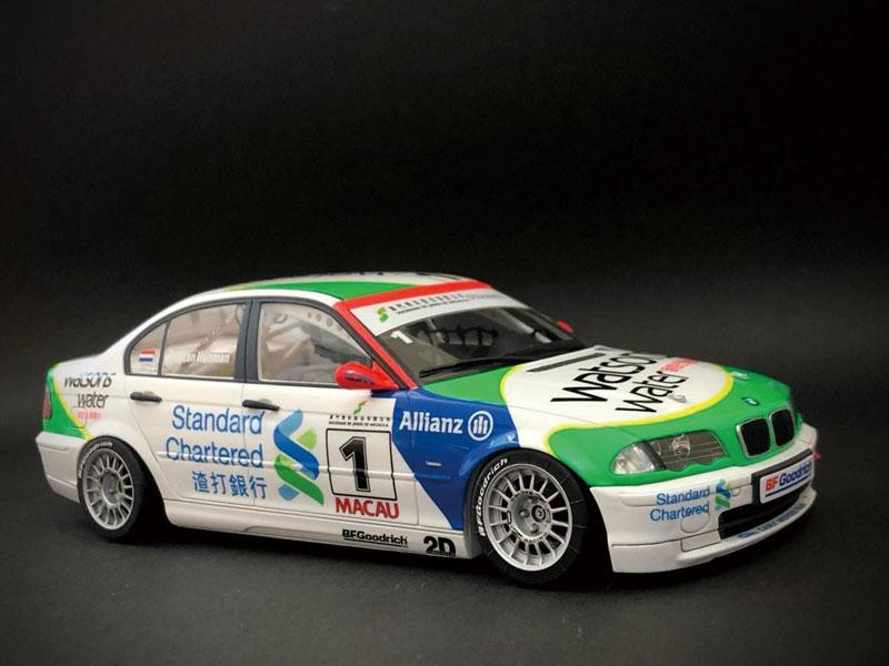 [預訂] 1/24 賽車系列 BMW 320i E46 DTCC 2001 冠軍 Watsons 水 2003 澳門 齒輪賽 貼紙附帶《24年10月預約》