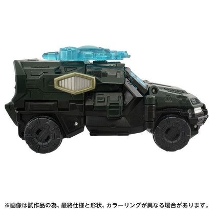 [預訂] 變形金剛 AOTP-11 煉金至尊裝甲車型態玩具，細節豐富。