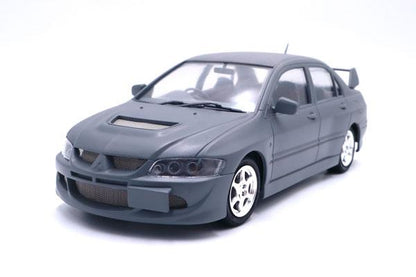 [預訂] 1/24 峠系列 No.7 三菱Lancer Evolution VIII GSR灰色模型車細節圖。