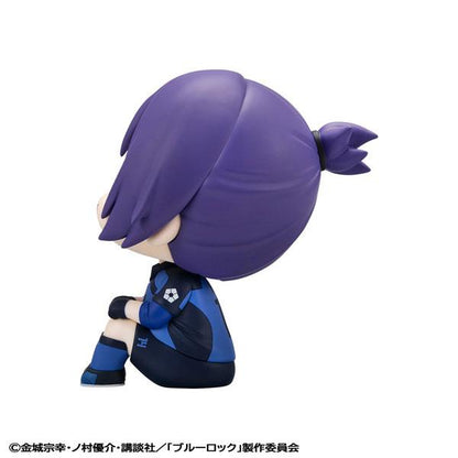 [預訂] LookUp 藍色監獄 御影玲王 日本代表戰ver. 完成品模型背面圖，身穿藍色球衣。