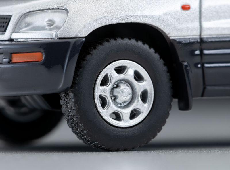 [預訂] Tomica Limited Vintage Neo LV-N354c 豐田 RAV4J V (銀) 帳篷、附模型《26年1月預約》