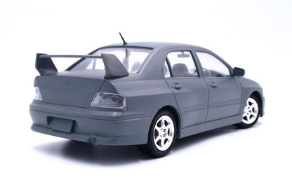 1/24 峠系列 No.7 三菱Lancer Evolution VIII GSR模型後視圖。