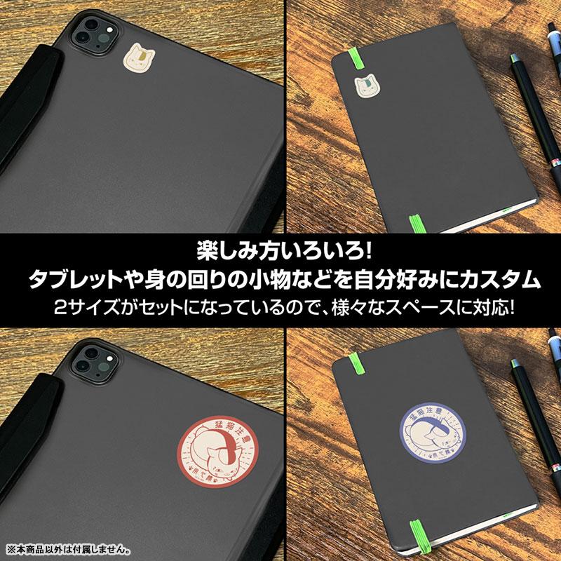 夏目友人帳保鑣貓咪老師迷你貼紙，黏貼於平板、筆記本等物品，展示貼紙設計。