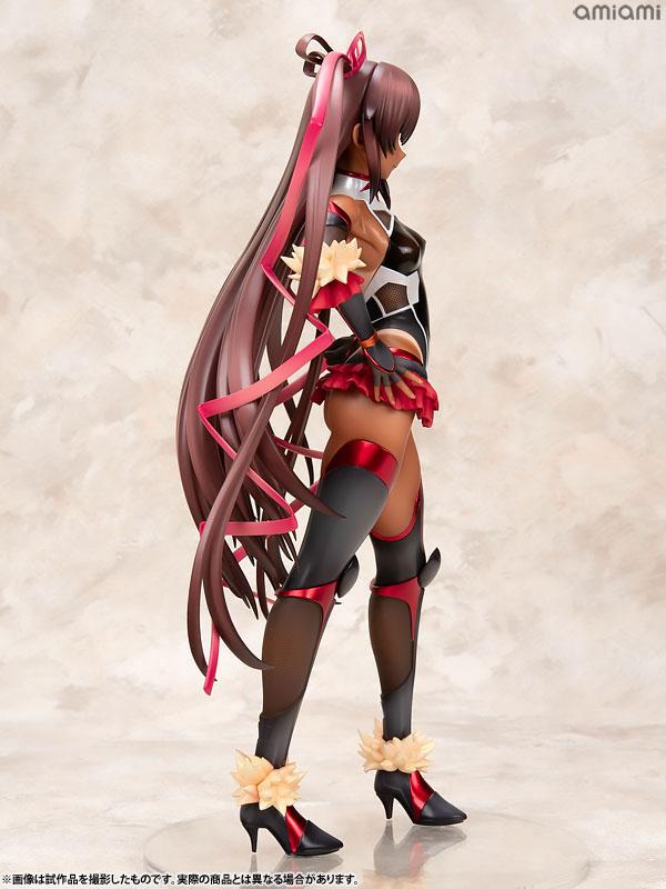 對魔忍雪風 水城雪風 1/6 完成品模型側面圖，展示服裝細節。