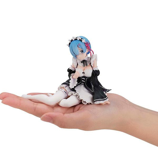 [Pre-order] Melty Princess Re: Life in a Different World from Zero The finished model of Rem in the palm of your hand "Pre-order for July 24"